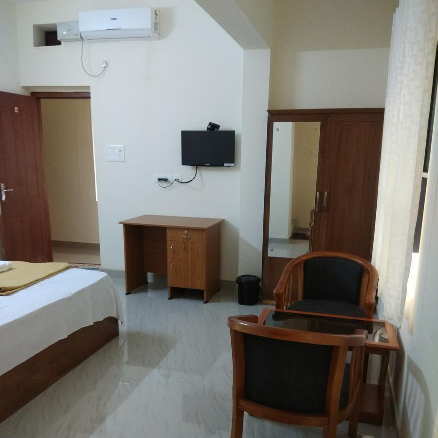 Manjira Lodge Guruvayur Exterior photo